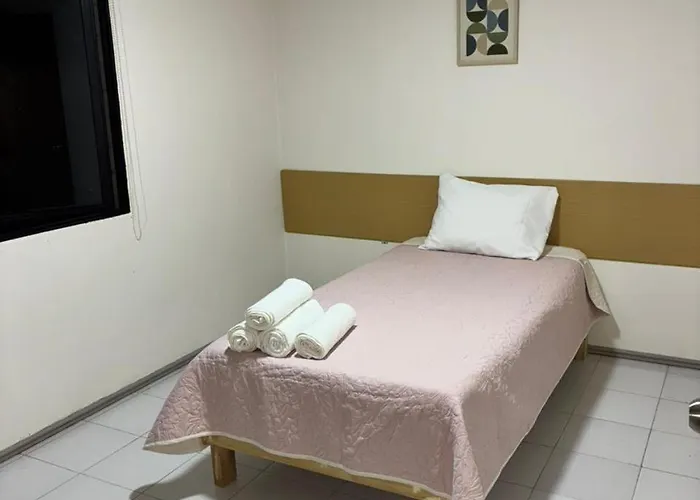 Apartment Departamento Cerca Del Aeropuerto Aicm, Estadio Gnp, Palacio De Deportes, Estadio Harp Helu, Autodromo Hermanos Rodriguez, Muy Cerca De Estacion Del Metro Zaragoza Mexiko-Stadt